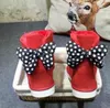 Design clássico curto bebê menino menina homens crianças gravata borboleta botas de neve pele integrada manter botas quentes vermelho preto eur size21-35
