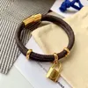 Womens lederen armband Keep It Twice Love armbanden voor mannen gouden gesp hangslot met brief bloem paar vrouwen ketting link