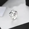Luxus Designer Schmuck Ring LIEBE Retro Stil Blume Vogel Buchstaben Mode Trendy Silber Ringe Herren Damen Party Verlobungsringe für Frauen