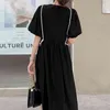 夏のファッション女性のビーズデザイン黒い綿のドレスO-ネックパフスリーブストリートレジャーレディレディーニーレングスルーズドレス210515