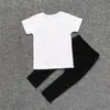 Ensemble de vêtements pour bébés filles Toddler White T-Shirt Black Pant Suit Mama Is My Bestie Newborn Outfit 100% Cotton Boy Clothing Top 210413