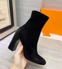 أزياء H Womens Half Boots Martin Ladies High Heel High 10.5cm مدبب أصابع القدمين الجوارب من جلد الغزال