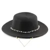 Stingy Brim Hats Straw Hat Female British Pearl Fashion Party Flat Top Chain Strap And Pin Fedoras For Woman A Street-style Shooting