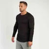 MuscleguysブランドTシャツの男性春のコットンTシャツの男性のソリッドカラースポーツTシャツのOネック長袖トップス男性スリムフィットティーシャツ210421