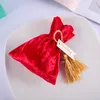 Mjuk Silk Velvet Drawstring Pouches Candy Wedding Gift Bags Christmas Party Packaging Väskor