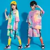 Sahne Aşınma Çocuk Yaz Hip Hop Giyim Grafik Tee Kravat Boya Boy T Gömlek Üst Streetwear Kargo Şort Kız Erkek Çocuk Kostüm Giysileri