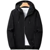 Herenjassen 2021 Spring Fashion Coat Casual Losse en Herfst Kleding Trend Tooling Jacket Solid Color Hooded