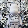 O novo pré-venda violento bloco de construção BEARBRICK MACAU LIMITED NEIL Barrett Nome da junção Nome branco Relâmpago 400% decoração na moda Presente infantil 28cm