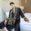 IEFB satijn high-end persoonlijkheid Koreaanse japanees trendjas dragen windjack middenlengte herenjas zwart wit 9Y6535 210819