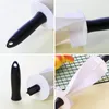 1 Pcs Making Croissant Bread Wheel Dough Pastry Baking Cutting Knife Plastic Rolling Cutter Kitchen Accessories Bakery Tools 20220111 Q2