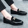 Casual Schuhe neue Männer Fashion S Leder Herren Kleidungslaibers Moccasins Hochzeit Italiener Trend F Dre Loaer Moccain