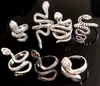 100pcs/lot abartılı antika punk tarzı hayvan yılan yüzüğü altın gümüş siyah karışım hip hop rock moda ring parti mücevher unisex