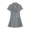 Peut-être U Femmes Robe à manches courtes Empire Mini robe plissée Été Double boutonnage Col cranté Rouge Noir Gris Kaki D1760 210529