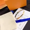 Kärlek Armband Bangle Skruv Män Skruvmejsel Diamant Lyx Designer Smycken Kvinnor Mens Armband Originalbox