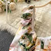 Singreiny Kadınlar Fransız Çiçek Tankı Elbise V Boyun Kolsuz A-Line Ruffles Elbise Yaz Seksi Kapalı Omuz Rahat Plaj Midi Elbise 210419