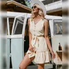 Mode Casual Urlaub Rüschen V-Ausschnitt Punkte Sommer Frauen Sleeveless Button Strand Minikleid Streetwear Vestidos 210414