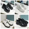 Designer Luxurys Scarpe casual di marca Monolith Triangolo Logo Scarpe nere con plateau Sneakers Cloudbust Mezza pantofola opaca classica verniciata Scarpette in pelle