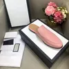 Mocassins plats en cuir souple pour femmes, pantoufles de plage avec boucle en métal, de marque de styliste, 2021