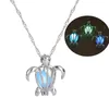 Jewelryhold Turtle Shap Shape Cheker Mulher Luminous brilhando em pingentes escuros Colares Declara￧￣o Mulheres Colar J￳ias Presente Drop Del Del