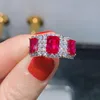 クラスターリングShipei Luxury 925 Sterling Silver Ruby Tanzanite Wedding Engagemen