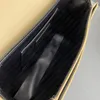 Lyxig designer varumärke svart låda väska vanlig guld metall logo lås knapp 2 storlekar äkta läder toppkvalitet axel kors kropp mode väskor