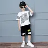 Boy039s ropa de verano para niños039s juegos de ropa de moda de estilo coreano de estilo cortometrajes shorthirt tendencia tendencia a la tendencia 6646048