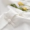 Johnature Femmes Chemises de style chinois Blouses en lin de coton Couleur unie Stand d'été Bouton à manches courtes Chemises vintage 210521