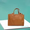 2021 المرأة مصمم الأعلى أكياس التسوق إمرأة محفظة حمل حقائب الأزياء نمط حقيبة فاخرة بو الجلود عالية الجودة حقيبة يد الجملة مصغرة