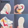 Kids Sneakers Fashion Baby Boys Buty sportowe dla dziewcząt Dziewczyny Casual Sweet Girl Toddler Skórzane mieszkania miękkie niemowlę 211102