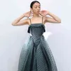 [EAM] Women Green Hollow Out Dot Mesh Temperament Strapless Dress Sleeveless Loose Fit Fashion Spring Summer 1T918 210512