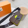 Bel Çantaları Erkekler Spor Fanny Paketi Tasarımcı Moda CrossbodyBags 21 * 15 cm Gövde Tarzı Kahverengi Baskı Kemer Çantası Kadın Bel Paketleri