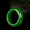 Naturlig Grön Jade Stenring Kinesisk Handskuren Charm Jadeite Smycken Mode Tillbehör Amulet för Män Kvinnor Lucky Presenter