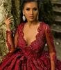 Dark Red Quinceanera Klänningar 2022 Lyxig pärlstav Kristaller Tulle Deep V Neck Custom Made Sweet 16 Födelsedag Prom Princess Pagant Ball Klänning Långärmad Vestidos