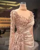 2022 Luxe Blush Pink Sexy Prom Dresses Mermaid Hoge Hals Crystal Beading Lange Mouwen Open Back Avondjurk Party Pageant Formele Toga Sweep Train Plus Size