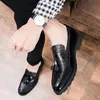 Modeskos kontor för män casual skor klubbfest andas andas läder loafers som kör mockasiner bekväm slip på mockasiner