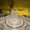 LED Romantisk Rose Crystal Skrivbordslampa USB Laddning Sovrum Bar Dekoration Nattlampor RGB Fjärrkontroll Projektionsbordslampa