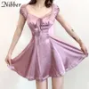 Nibber Summer Solid Color Mini Dress Satin Luster Söt Stil 2021 Puff Sleeves Stäng midja för Kvinnor Party Night Clubwear Y0823