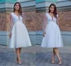 2022 Elegant kort elfenben Tulle bröllopsklänning En linje Långärmad Pearl Knee-Length Bridal Party Gowns Vestido de Novia