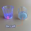 Novità Illuminazione LED Whisky Shot Drink Glass Cup Lampeggiante Beer Bar attività Wedding Club Decorazione domestica per forniture per feste luminose