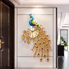 Mode Peacock Home Decor Montre Design moderne Salon Chambre Horloge silencieuse Horloge murale numérique en métal 210414