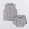 Baby Mädchen Jungen Kleidung Sets Cardigan + Strick Bloomers Baumwolle Strickanzug Sleeveless Strickweste Jacke + Shorts Zwei Stücke 210429