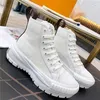 2022 Designer SQUAD Sneakerboots Mode BEAUBOURG Ankelstövel Kalvskinn Chunky Martin Vinter Damer Silk Cowhide Läder Plattform Platt High Top Skor Storlek 35-41