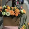 Boîte à fleurs Portable en papier Kraft, sac cadeau pratique avec poignée, emballage de fête de roses de mariage en carton pour emballage 1233p