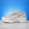 2021 Designer Running Shoes For Women White Grey Purple Pink Black Fashion mens Trainers High Quality Outdoor Sports Sneakers size 35-42 wj