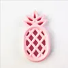 Spädbarn Teethers Fruit Pineapple Silicone Soothers BPA Gratis Mat Kvalitet Chewed Teether Baby Tanding Toys 9 Färger Valfritt BT6526