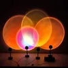 USB Rainbow Sunset Red Projector Led Night Light Sun Projektion Desk Lampa för sovrum Bar Kaffebutik Väggdekoration Belysning