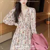 Şifon Zarif Elbise Kadınlar Uzun Kollu Çiçek Baskı Elbise Dantel-up Tatlı Plaj Elbise Kore Tarzı Ofis Bayan Yaz V Yaka 210521