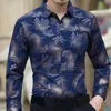 Camisas de vestido masculinas Camisa masculina Moda de moda estampada Os homens de outono superior leve