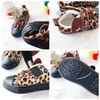 2020 Vinterbarn Plysch Sneakers Baby Comfort Varma Skor Boys Tjejer Leopard Print Gummi Non-Slip Spädbarn Toddler Bomull Skor G1025