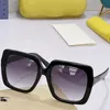 Kadınlar için Bayan Güneş Gözlüğü Moda Alışveriş Yuvarlak Köşe Kare Çerçeve Ayna Bacaklar Kristal Dekorasyon Seyahat Tatil Gözlükleri 0418s Tasarımcı UV400 Koruma